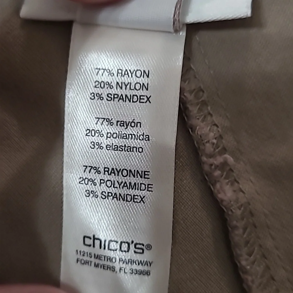 Chico's Light Tan/Taupe Pullon Pants size 1 (Medium)